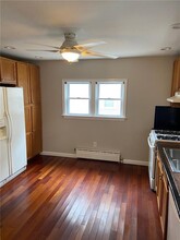 9 Pinehurst Ave in Providence, RI - Foto de edificio - Building Photo