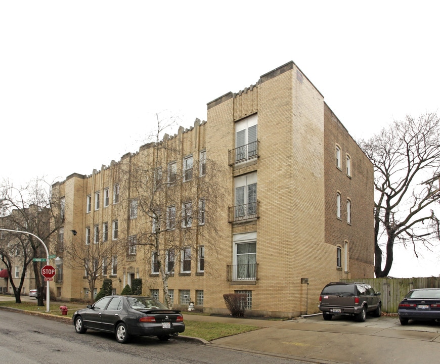 6140-6142 N Hamilton Ave in Chicago, IL - Building Photo