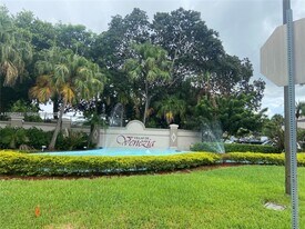 9937 Nob Hill Pl in Sunrise, FL - Building Photo