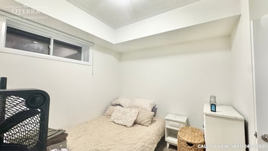 25 Isherwood Av in Cambridge, ON - Building Photo - Building Photo