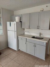 134 Kapahulu Ave in Honolulu, HI - Building Photo - Building Photo