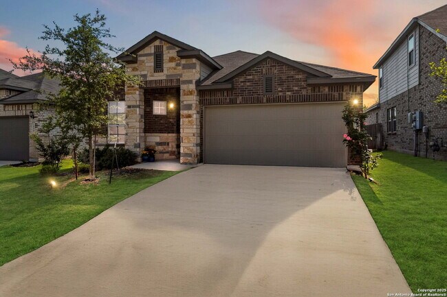 14907 Palmer Crk in San Antonio, TX - Building Photo - Building Photo