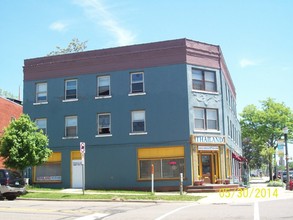 North End Hotel in Lansing, MI - Building Photo - Building Photo