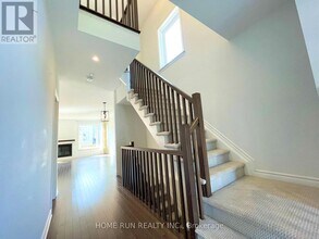 507 Borbridge Ave in Ottawa, ON - Building Photo - Building Photo