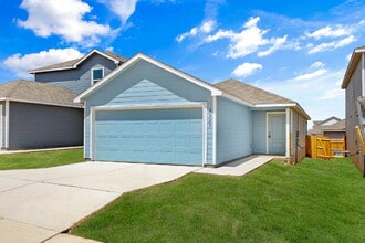 2823 Red Diamond in San Antonio, TX - Building Photo - Building Photo