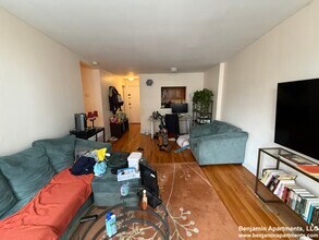33 Lancaster Terrace, Unit 303 in Brookline, MA - Building Photo - Building Photo