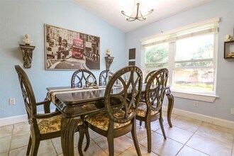 1523 NW 39th Ter in Gainesville, FL - Building Photo - Building Photo