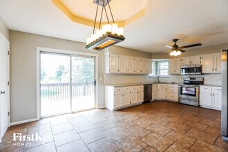 1109 Wiltshire Blvd in Raymore, MO - Foto de edificio - Building Photo