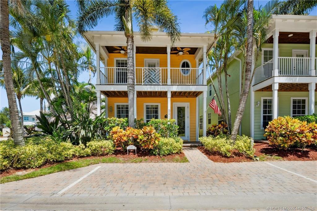 521 SW Akron Ave in Stuart, FL - Building Photo