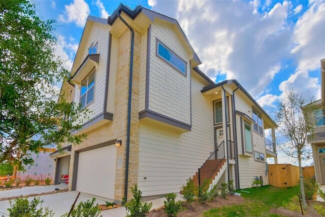property at 163 Axlewood Ct