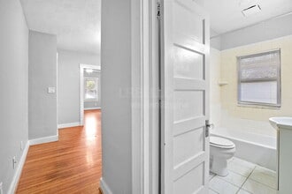 724 Brookline Ave in Louisville, KY - Building Photo - Building Photo