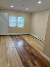 75 Carleton Ave in Islip Terrace, NY - Building Photo - Building Photo