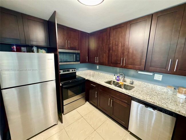 property at 9495 Evergreen Pl