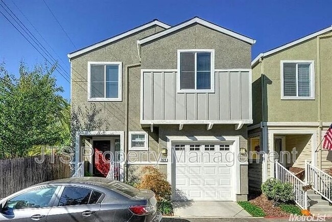 property at 3428 Trio Ln