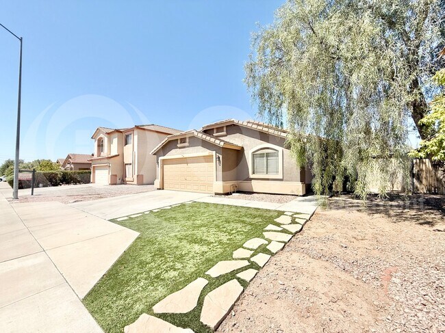 510 N 105th Pl in Mesa, AZ - Building Photo - Building Photo