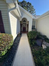 120 Coburn Dr W in Bluffton, SC - Foto de edificio - Building Photo