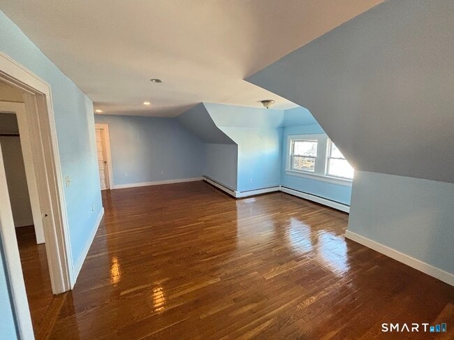 358 Park Ave in Bridgeport, CT - Building Photo - Building Photo