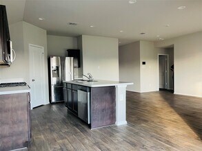 21328 Pne Ml Dr in New Caney, TX - Building Photo - Building Photo