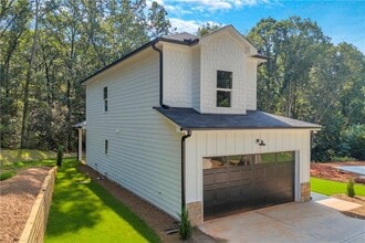 155 Carey St in Royston, GA - Building Photo - Building Photo