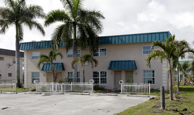 134 3rd St in Jupiter, FL - Foto de edificio - Building Photo