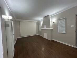 2217 E Bermuda St in Long Beach, CA - Building Photo - Building Photo