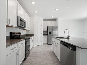 571 Jett Ln in Davenport, FL - Building Photo - Building Photo