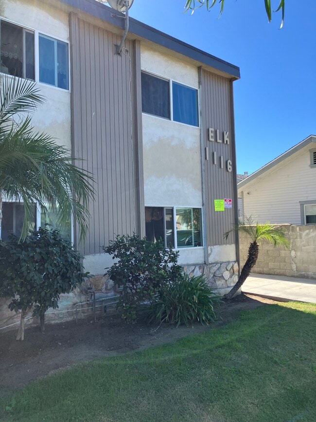 property at 1116 E Elk Ave