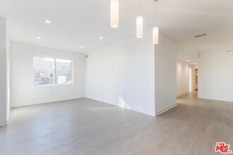 843 Wilcox Ave in Los Angeles, CA - Building Photo - Building Photo