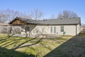 12160 E 22nd St in Tulsa, OK - Building Photo - Building Photo