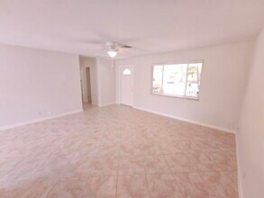 355 Franklin Rd in Tequesta, FL - Building Photo - Building Photo