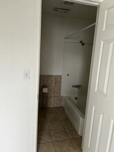 276 Adams St, Unit B in Twin Falls, ID - Foto de edificio - Building Photo