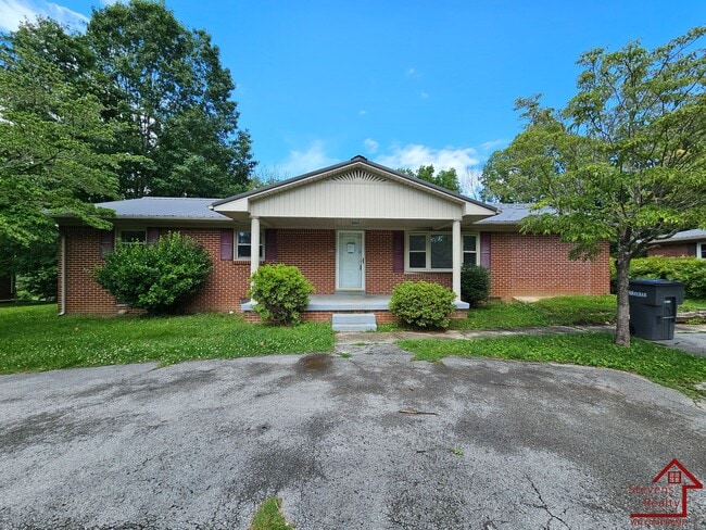 property at 412 Wedgewood St