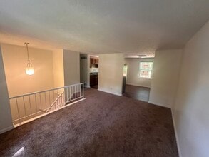 9146 Trelawney Ct in Cincinnati, OH - Foto de edificio - Building Photo