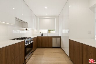 10630 Wilkins Ave in Los Angeles, CA - Building Photo - Building Photo