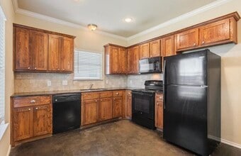 331 French Ave in Waco, TX - Building Photo - Building Photo