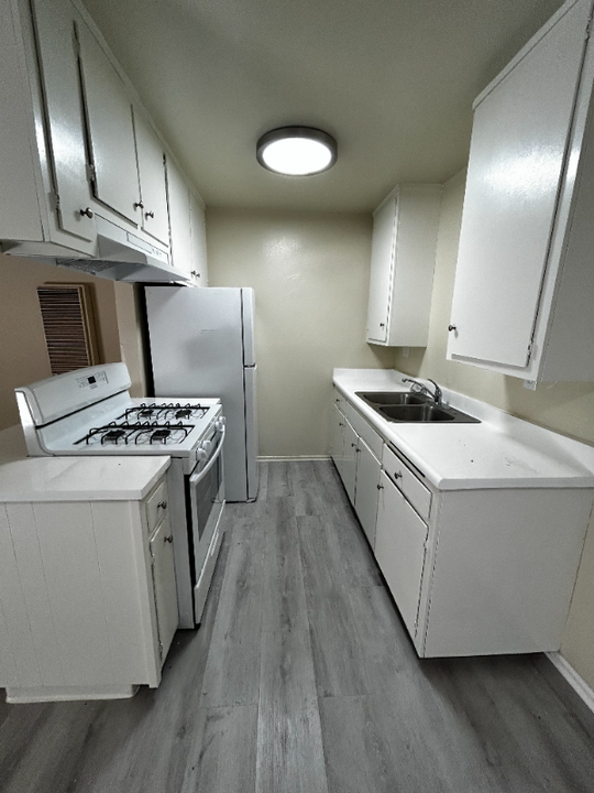530 N Wilson Ave in Pasadena, CA - Building Photo