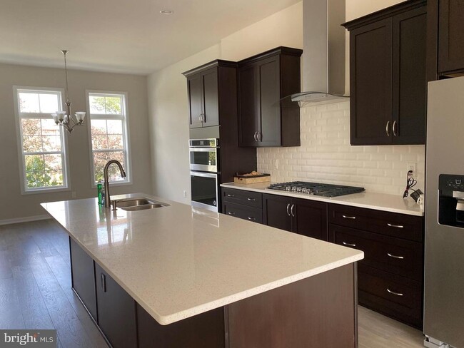 1708 Anderson Rd in McLean, VA - Building Photo - Building Photo