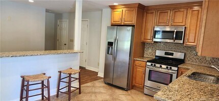 279 Quarry Rd in Glastonbury, CT - Building Photo - Building Photo