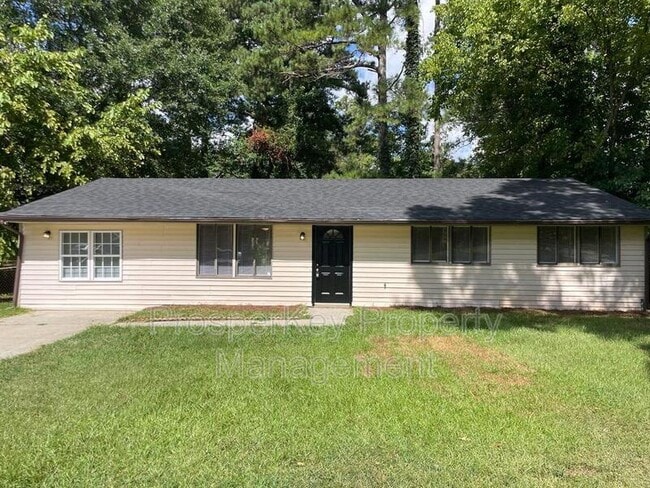 property at 7613 Suwannee Ct