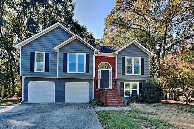 property at 204 Leighs Grove Ct