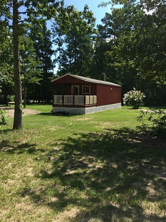 15 Starlight Dr in Huntsville, TX - Building Photo - Building Photo