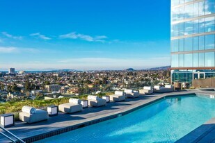 The Skylyne at Temescal in Oakland, CA - Building Photo