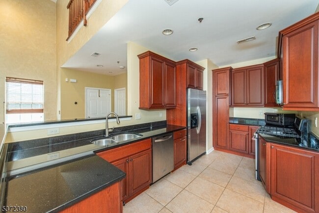 23 Taft Ln in Morristown, NJ - Building Photo - Building Photo