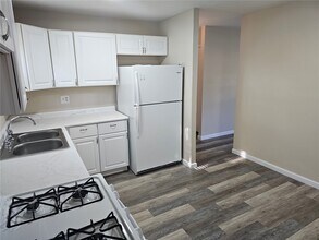11852 Criterion Ave in St. Louis, MO - Building Photo - Building Photo