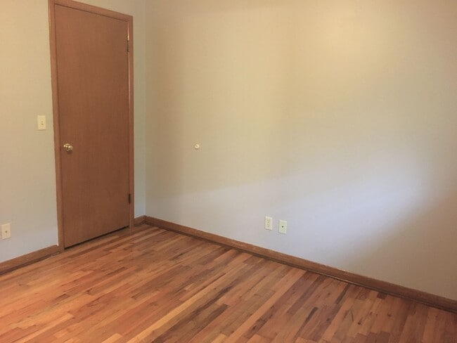 property at 839 S Link Ave