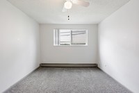 Building Photo - Hudson Grove Collection West Apartamentos in Denver, Colorado