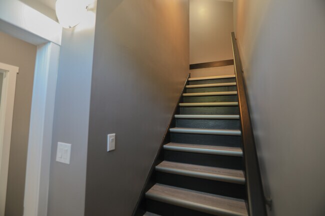 94 Wharncliffe Rd S in London, ON - Building Photo - Building Photo