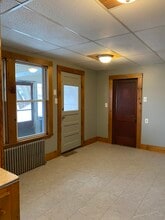 527 Champlain St, Unit First Floor B in Berlin, NH - Building Photo - Building Photo