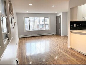 13 Silver St in Bayonne, NJ - Building Photo - Building Photo