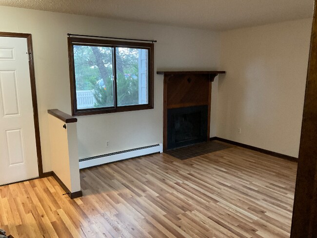 3912 Harrison Ave in Wellington, CO - Building Photo - Building Photo